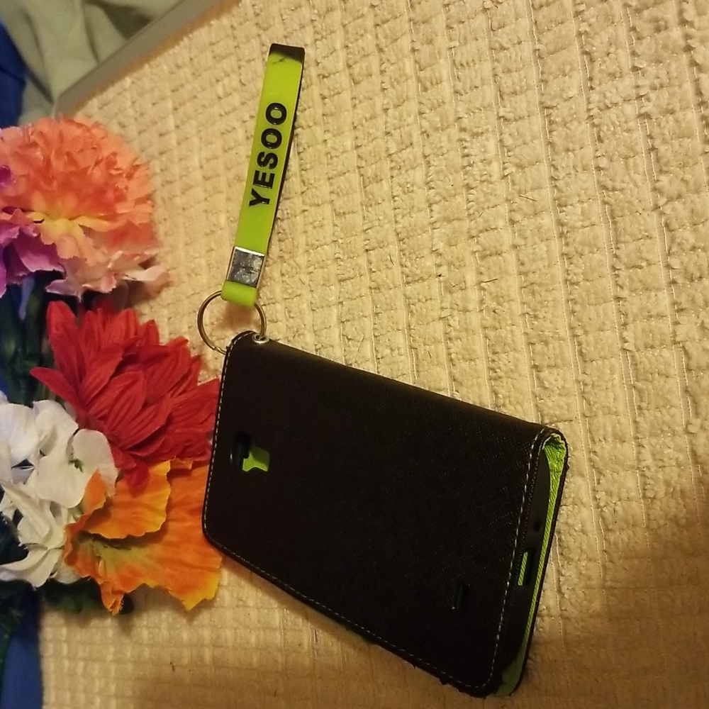 PHONE CASE - Picture 2 of 5